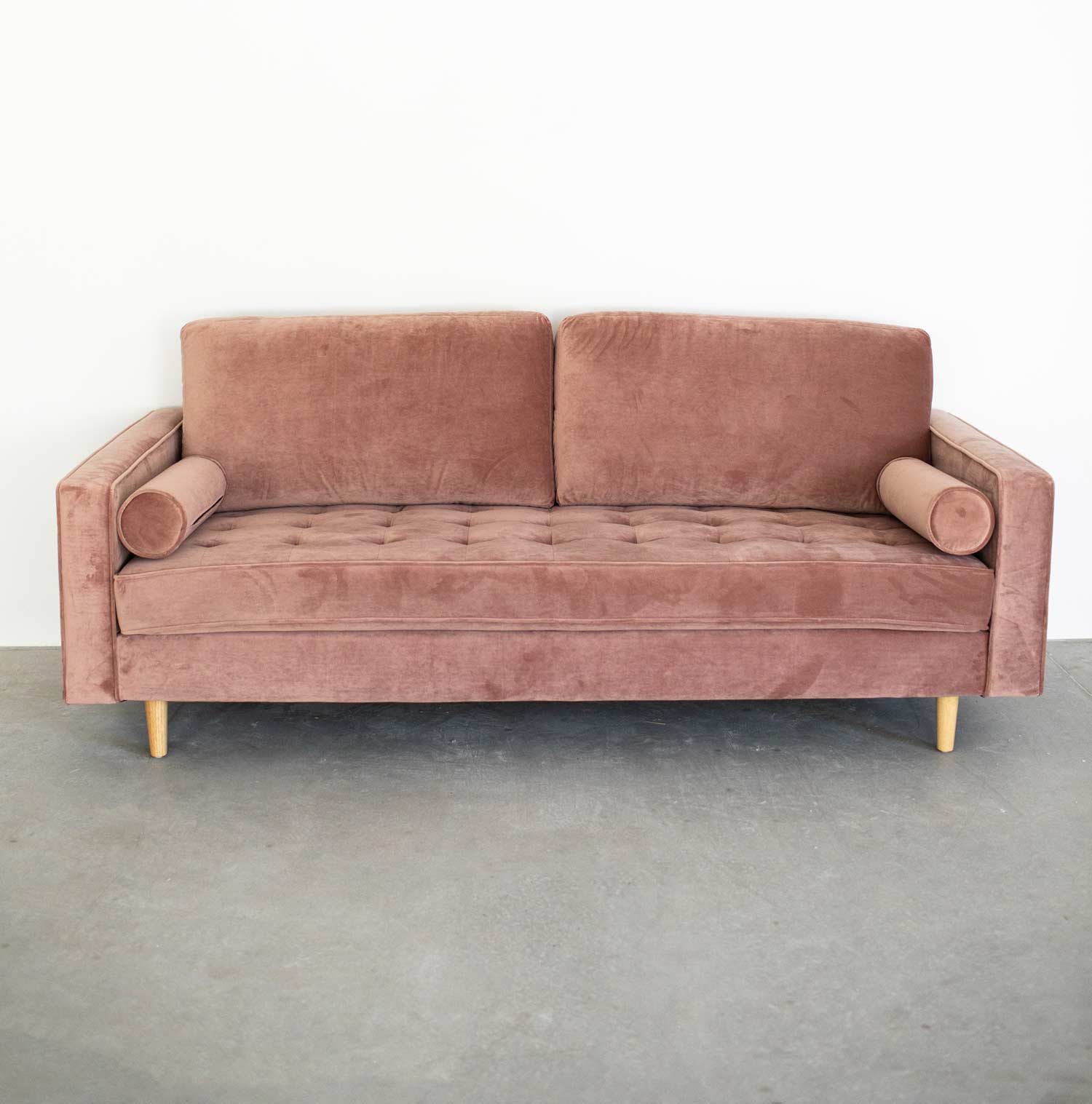 Mid Century Modern Velvet Soffa