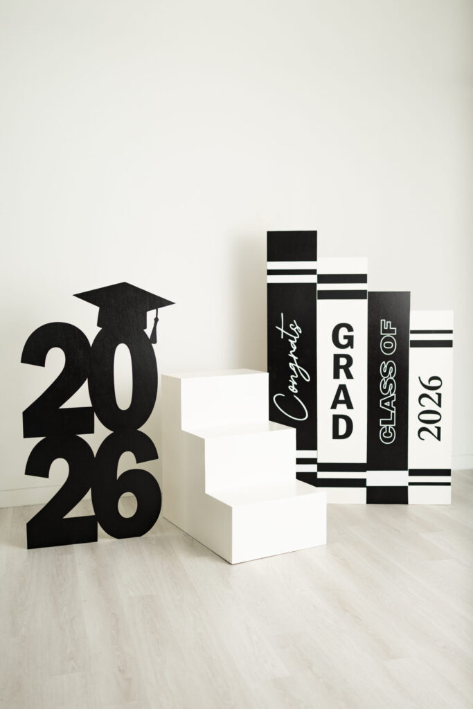2026 Graduation Black and White Set